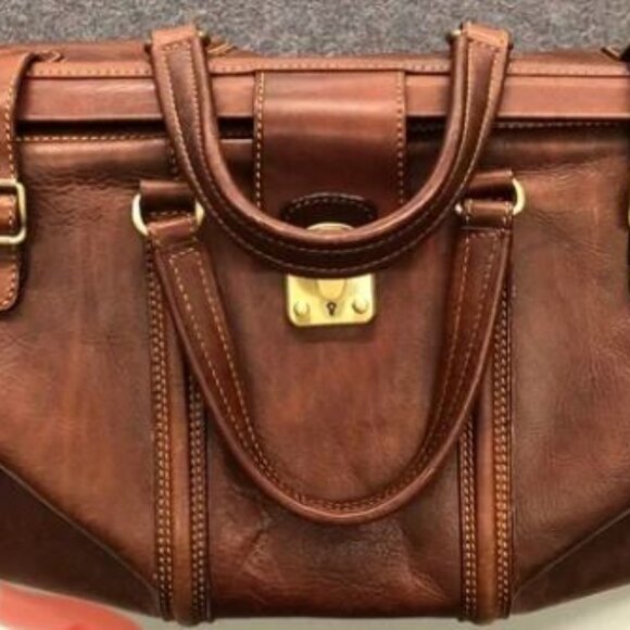THE BRIDGE Italian Leather Large Buckle Travel bag Brown with Gold Hardware - Picture 1 of 14
